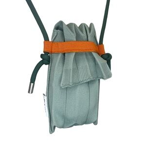 Pleats Crossbody Pouch